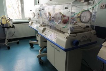 Donație de 44.500 lei pentru salvarea vieții bebelușilor din Secția Neonatologie –  Spital Roman