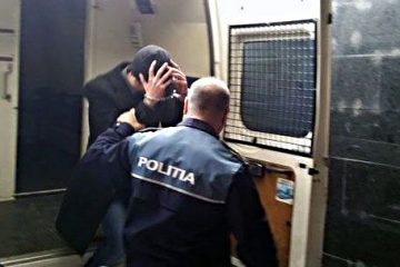 Neamț: un bărbat a fost reținut pentru că a provocat scandal în timp ce se afla pe terasa unui local
