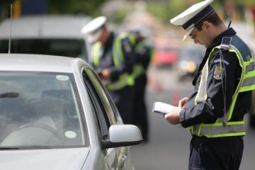 Neamț: șofer „european”, depistat în trafic cu permis de conducere fals, emis de autoritățile din Spania