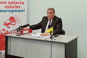 Dan Manoliu: „În problema rezilierii contractului cu APASERV, consider că cineva încearcă să-i fraierească pe romașcani!”