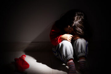 În Neamț, au fost înregistrate 506 cazuri de copii aflați în situații de maltratare