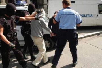 Mai multe persoane din Izvoru, Ion Creangă și Giurgeni s-au bătut pe o stradă din localitatea Izvoru – Ion Creangă; 6 bărbați au fost reținuți