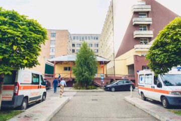 Spitalul Roman scoate la concurs mai multe posturi de medic și farmacist