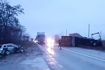 În această dimineață, la Gherăești, pe E 85: accident rutier cu victime – au fost implicate un TIR și un autoturism