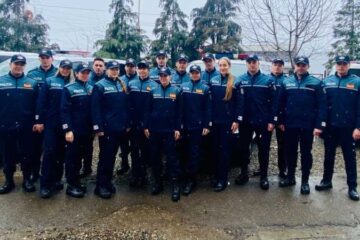 Elevi ai Școlilor de Agenți de Poliție, în practică la IPJ Neamț