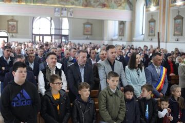 George Lazăr, președintele PNL Neamț: „Am participat la hramul Bisericii Romano-Catolice „Sfântul Iosif Muncitorul” Buruienești – eveniment religios impresionant, încărcat de har și spiritualitate”