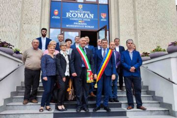 O delegație oficială a orașului Grugliasco a fost prezentă la Primăria Roman – Ziua Diplomației în cadrul Zilelor Municipiului Roman