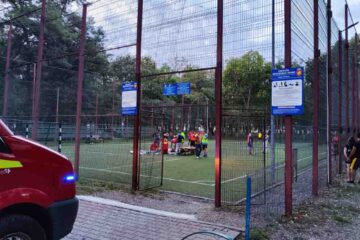 Tragedie, aseară, la un meci amical de fotbal desfășurat în Parcul Municipal Roman. Dumnezeu să-l odihnească în pace!