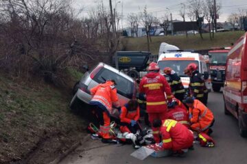 Accident rutier, astăzi, în Neamț: din nefericire, în urma evenimentului rutier a rezultat decesul conducătorului auto