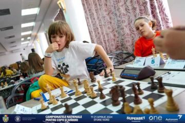 Ianis-Andrei Vieriu (8 ani) și Țugui Ayline-Sofia (10 ani) sunt primii juniori romașcani care se alătură loturilor naționale după mai bine de 25 de ani