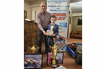 Gala Campionilor la Karting Școlar 2025: Nicholas Ștefănescu – copilul pasionat care a ajuns Campion Național la Karting Școlar Gala Campionilor la Karting Școlar 2025: Nicholas Ștefănescu – copilul pasionat care a ajuns Campion Național la Karting Școlar