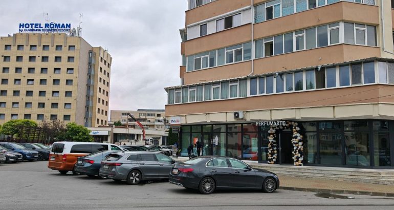 Se deschide PERFUMARTE Roman – magazin de parfumuri, cosmetice, deodorante de cameră și auto de calitate, persistente și accesibile ca preț