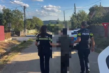 Un tânăr de 15 ani, din Oniceni, care ar fi pătruns într-un birou de la grădiniță și a sustras un parfum, o cutie de plastilină și un joc a fost reținut Un tânăr de 15 ani, din Oniceni, care ar fi pătruns într-un birou de la grădiniță și a sustras un parfum, o cutie de plastilină și un joc a fost reținut