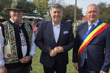 Laurențiu Leoreanu: „Întregii comunități din Gâdinți transmit cele mai alese gânduri de prețuire și respect” Laurențiu Leoreanu: „Întregii comunități din Gâdinți transmit cele mai alese gânduri de prețuire și respect”