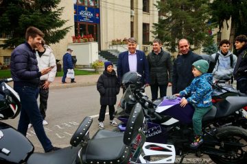 Duminică, 4 octombrie, „Alege Viața”, în Piața Roman Vodă – expoziție de motociclete, demonstrație de cascadorie moto, parada moto